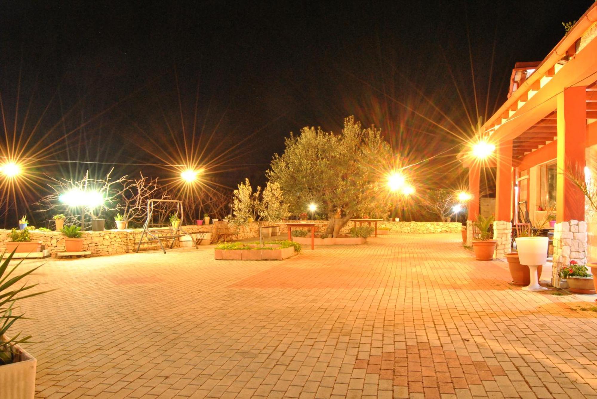 Agriturismo La Ferrovia Molfetta Kültér fotó