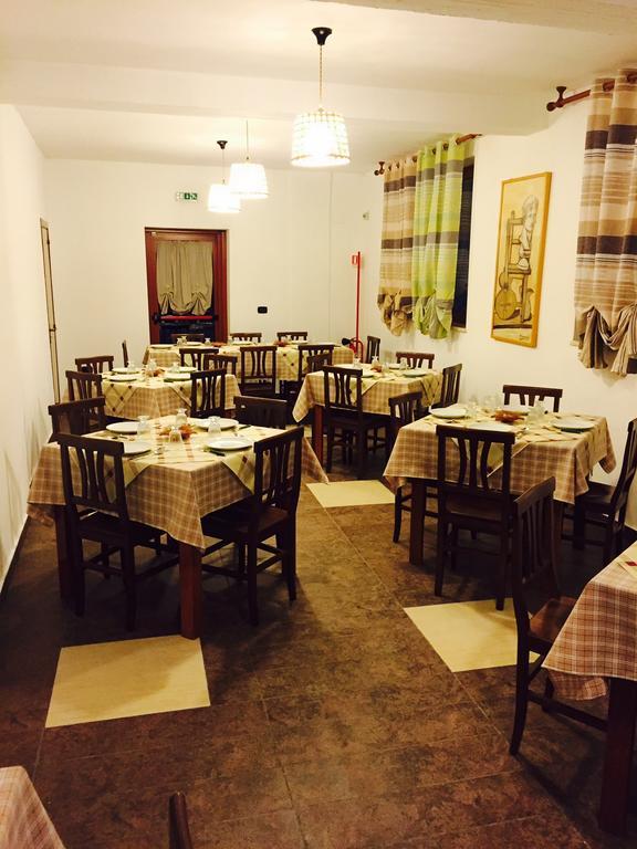 Agriturismo La Ferrovia Molfetta Kültér fotó